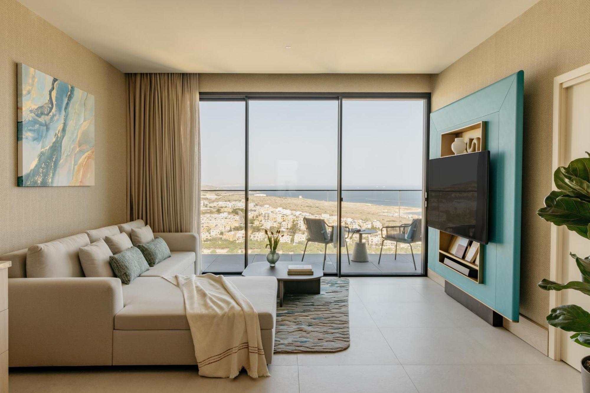 Me Malta By Melia Hotel Saint Julian's Exterior photo