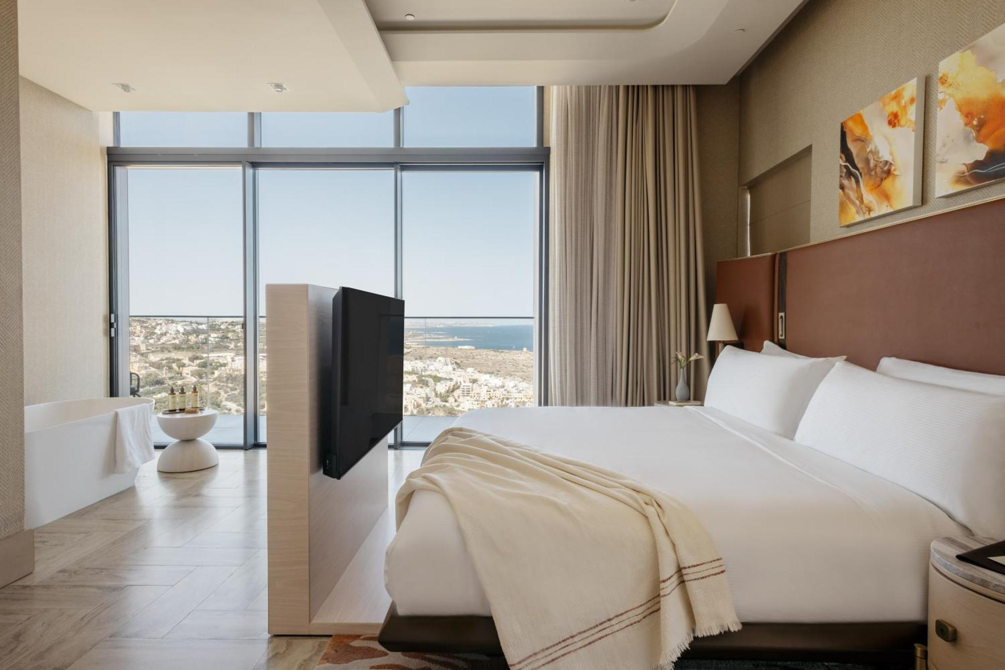 Me Malta By Melia Hotel Saint Julian's Exterior photo